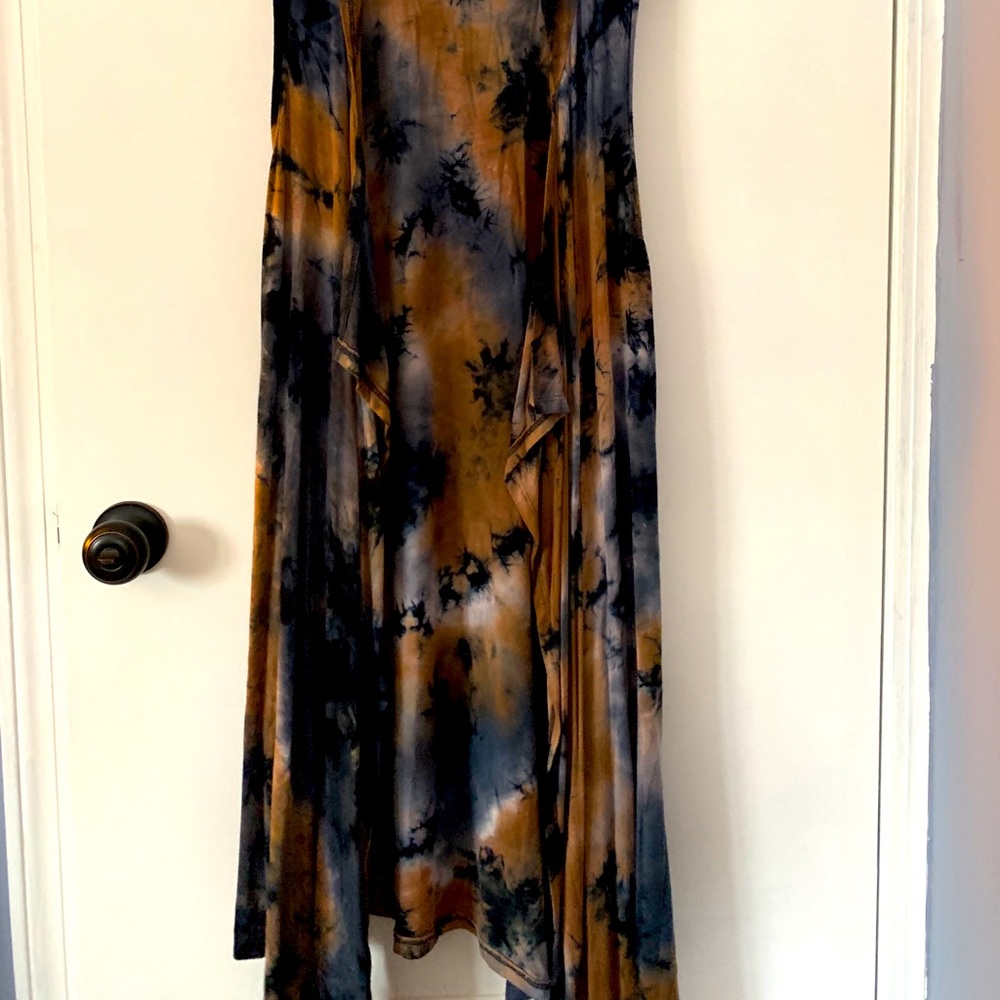 Hooded tie dye long vest